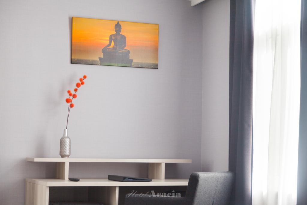 Hotel Acacia บลังเคนเบอร์เก ภายนอก รูปภาพ