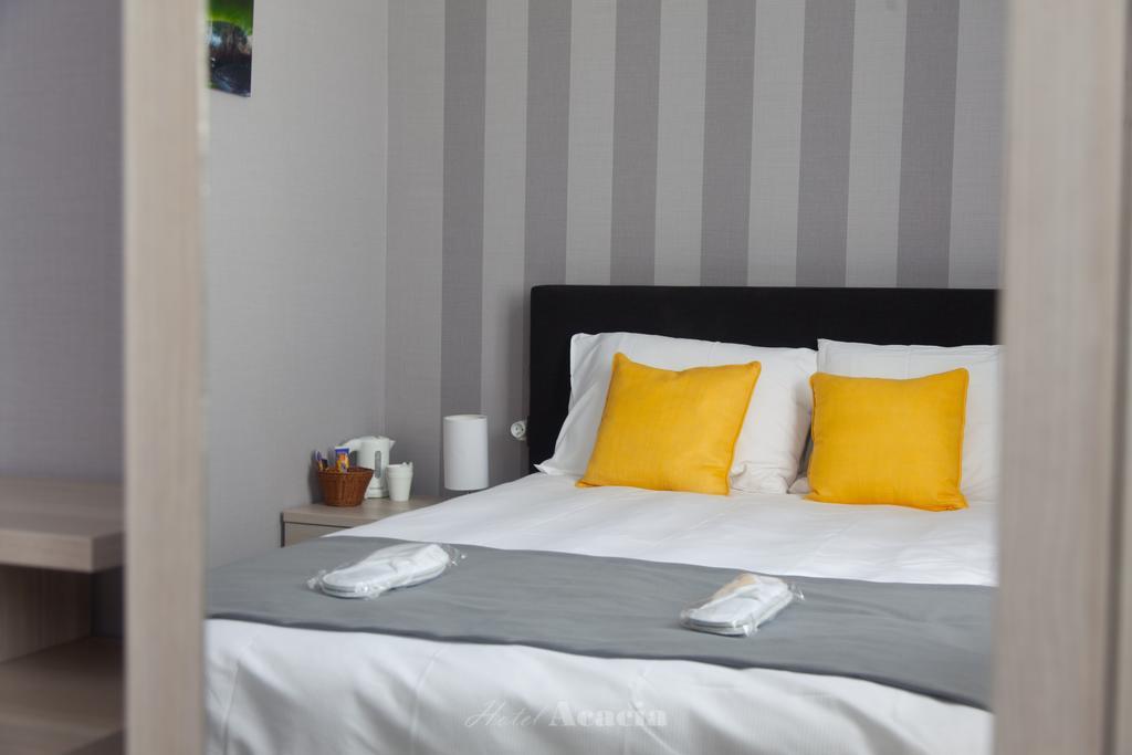 Hotel Acacia บลังเคนเบอร์เก ภายนอก รูปภาพ