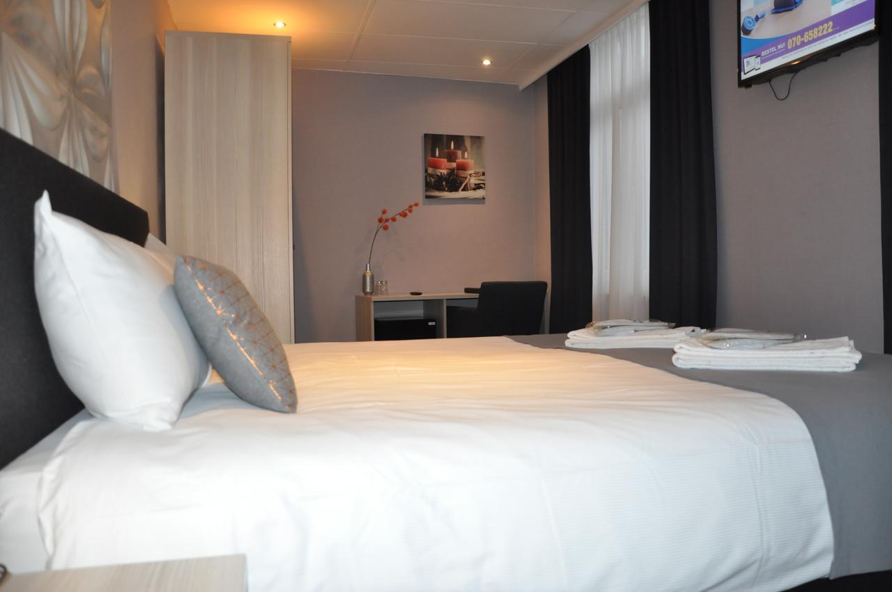 Hotel Acacia บลังเคนเบอร์เก ภายนอก รูปภาพ